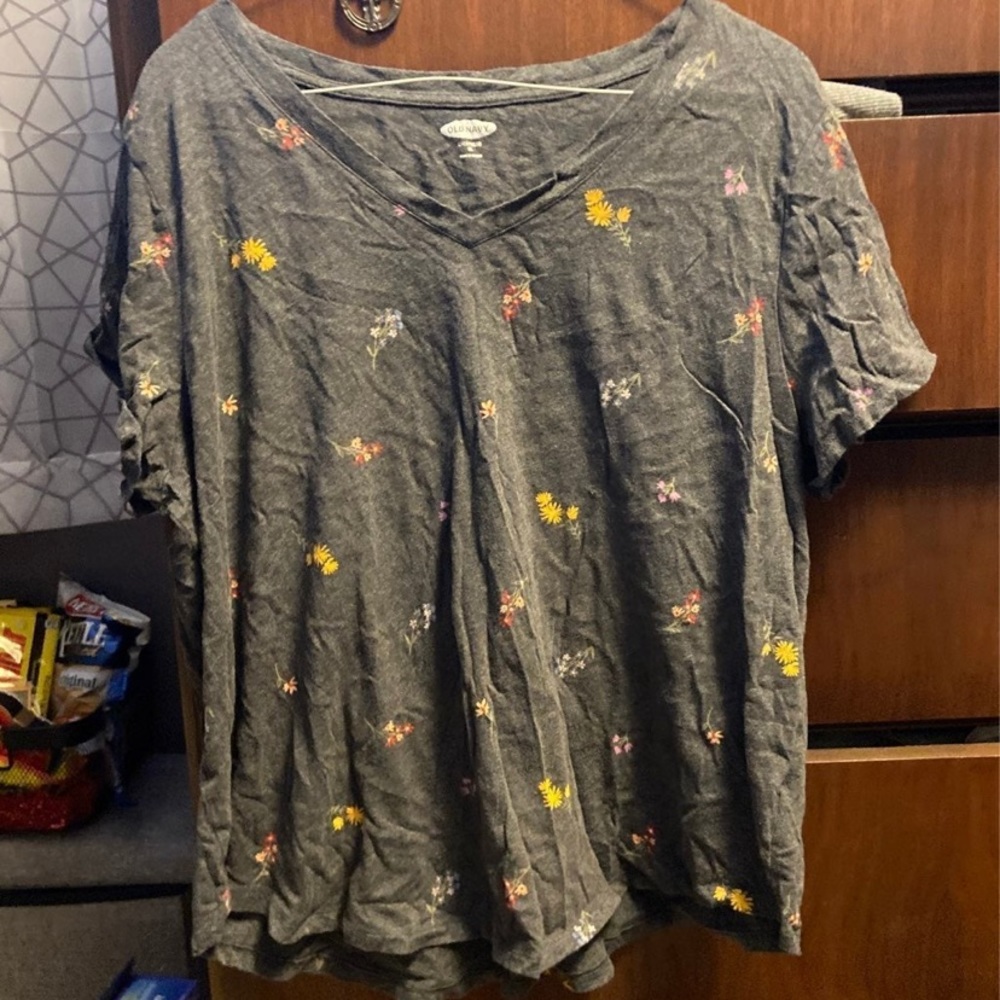 Old Navy top